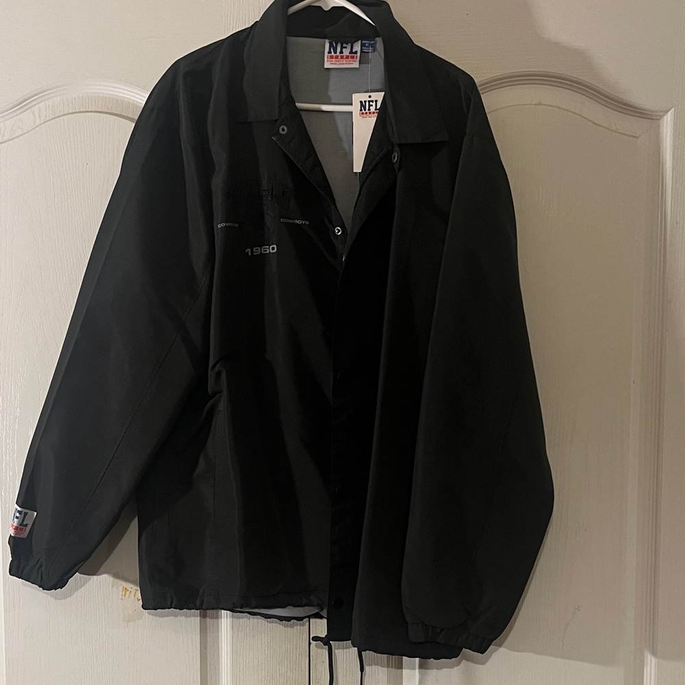 NFL Men's Black Windbreaker Jacket